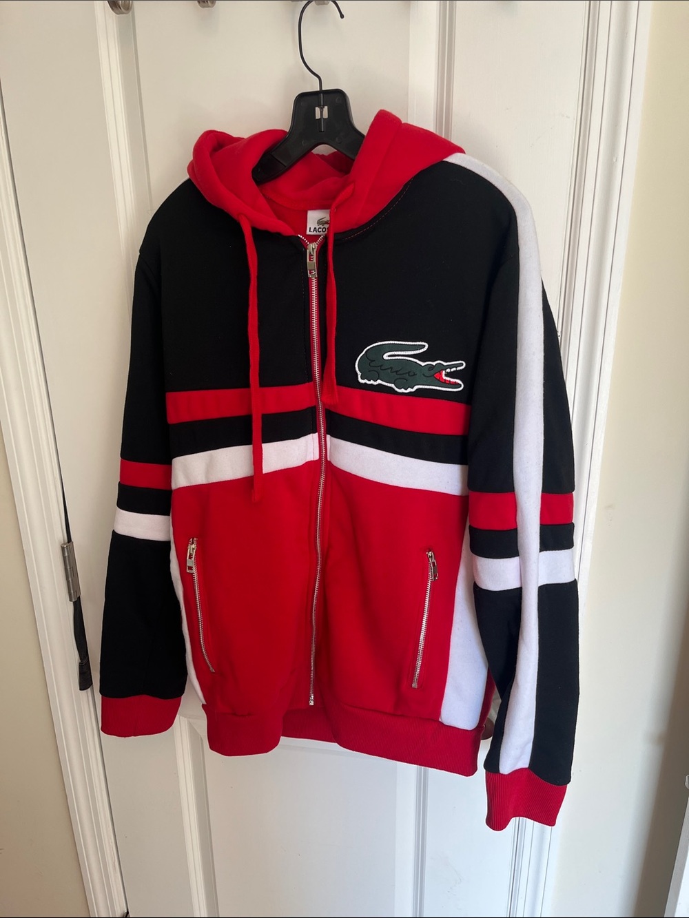 Brand New Lacoste Hoodie w Tags!🔥🔥